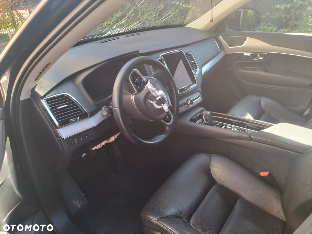 Volvo XC 90 - 5