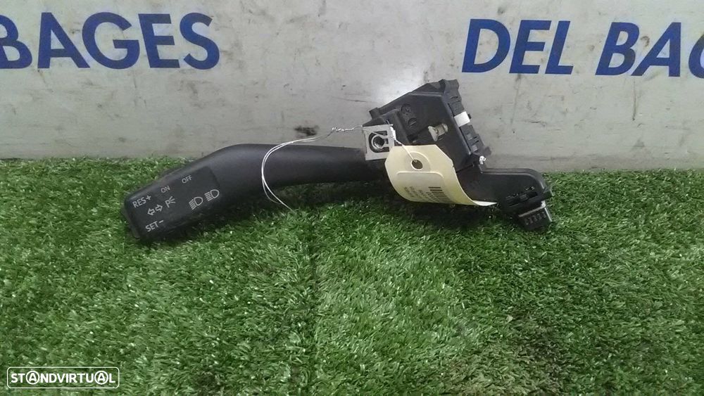 COMANDO PISCAS VOLKSWAGEN TOURAN 2004 -1K0953513A - 1