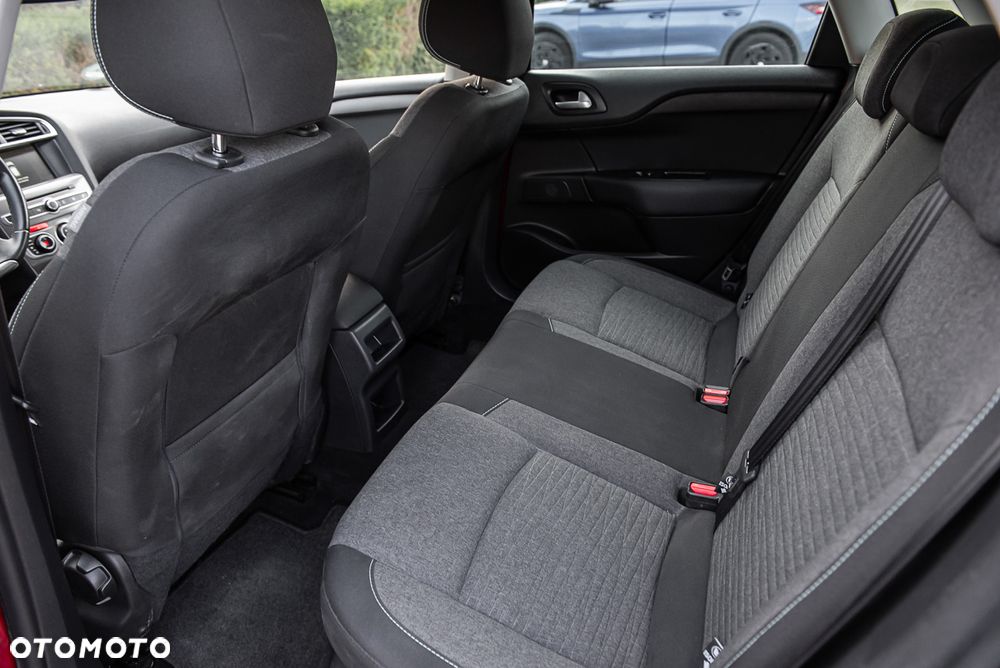 Citroën C4 BlueHDi 120 Stop&Start Selection - 23