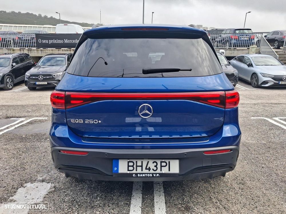 Mercedes-Benz EQB - 6