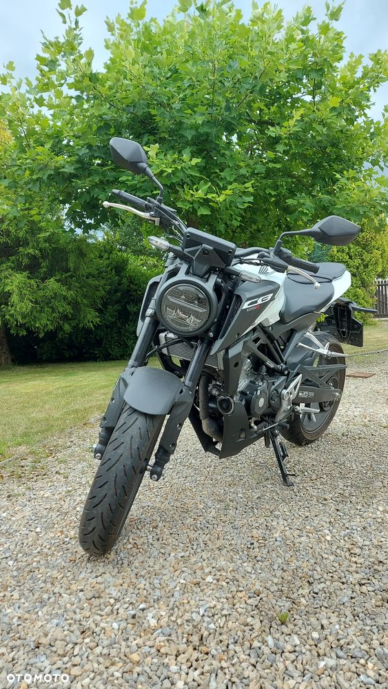 Honda CB - 2