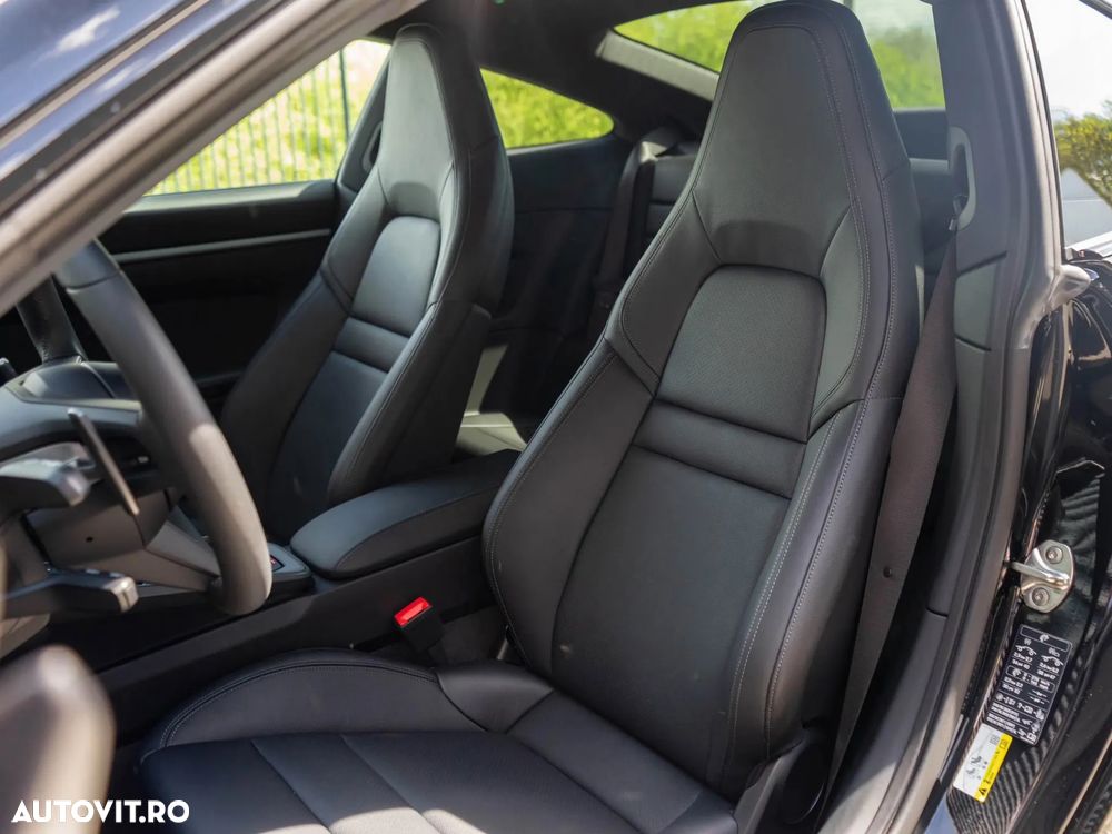 Porsche 911 Carrera PDK - 11