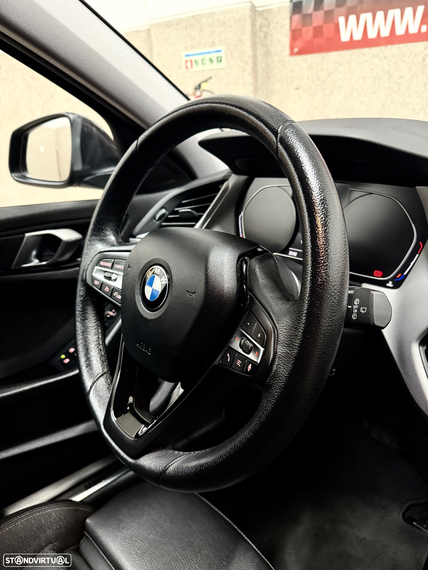 BMW 116 d Aut. Sport Line - 23