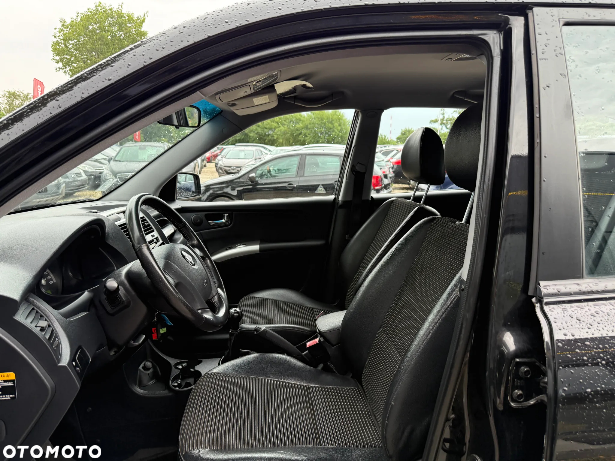 Kia Sportage 2.0 Expedition - 22