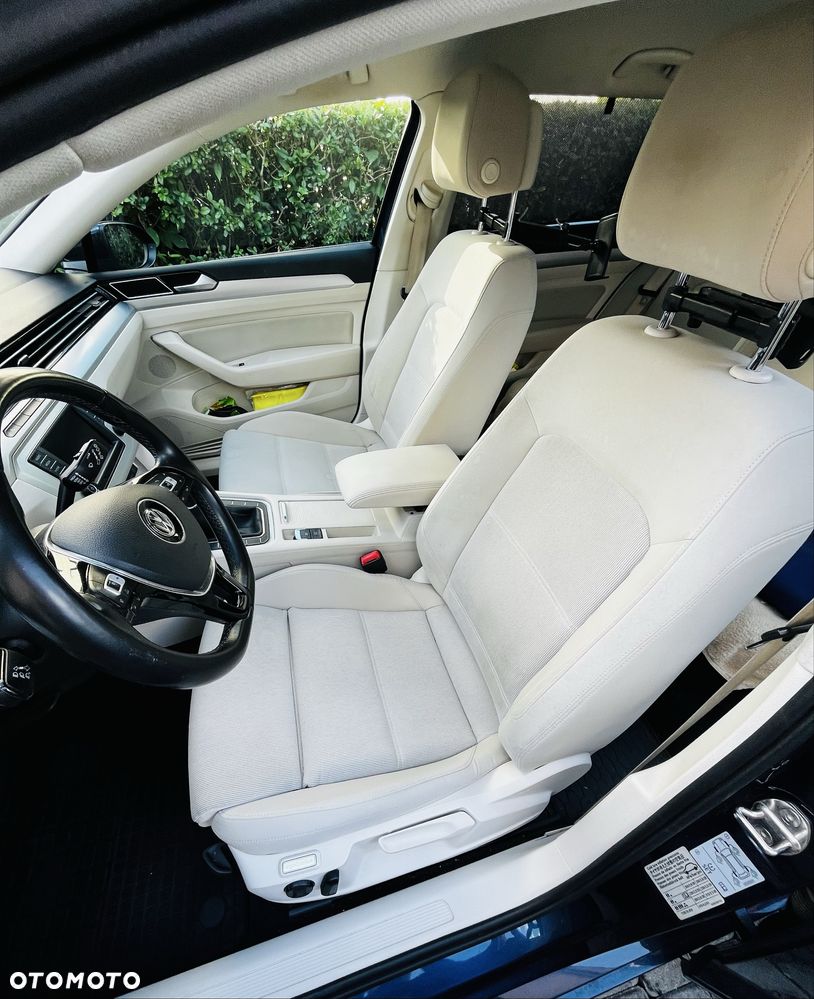 Volkswagen Passat Variant - 6