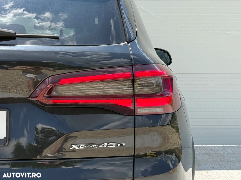BMW X5 2022 — imagine 9