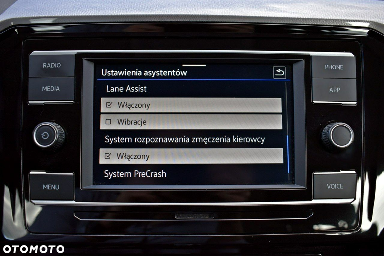 Volkswagen Passat 1.5 TSI EVO Business DSG - 22