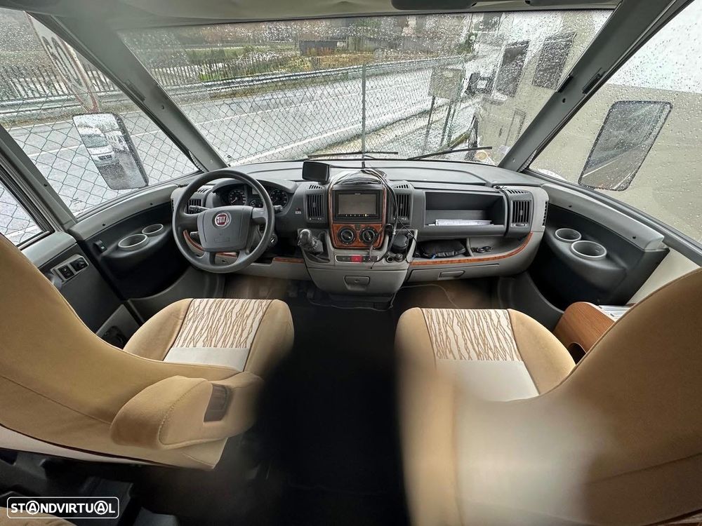 Burstner Aviano i727 AUTOCARAVANA cama central mais cama elevatória. - 6