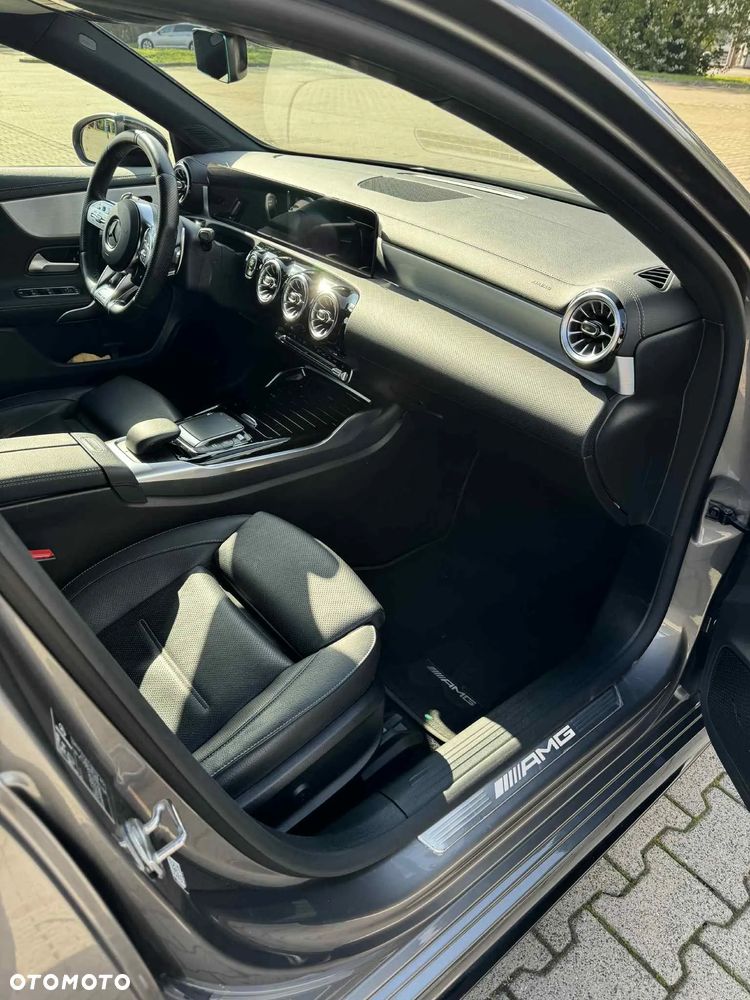 Mercedes-Benz Klasa A 35 AMG 4-Matic 7G-DCT - 12