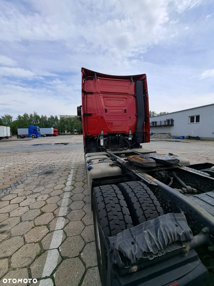 Mercedes-Benz ACTROS - 4