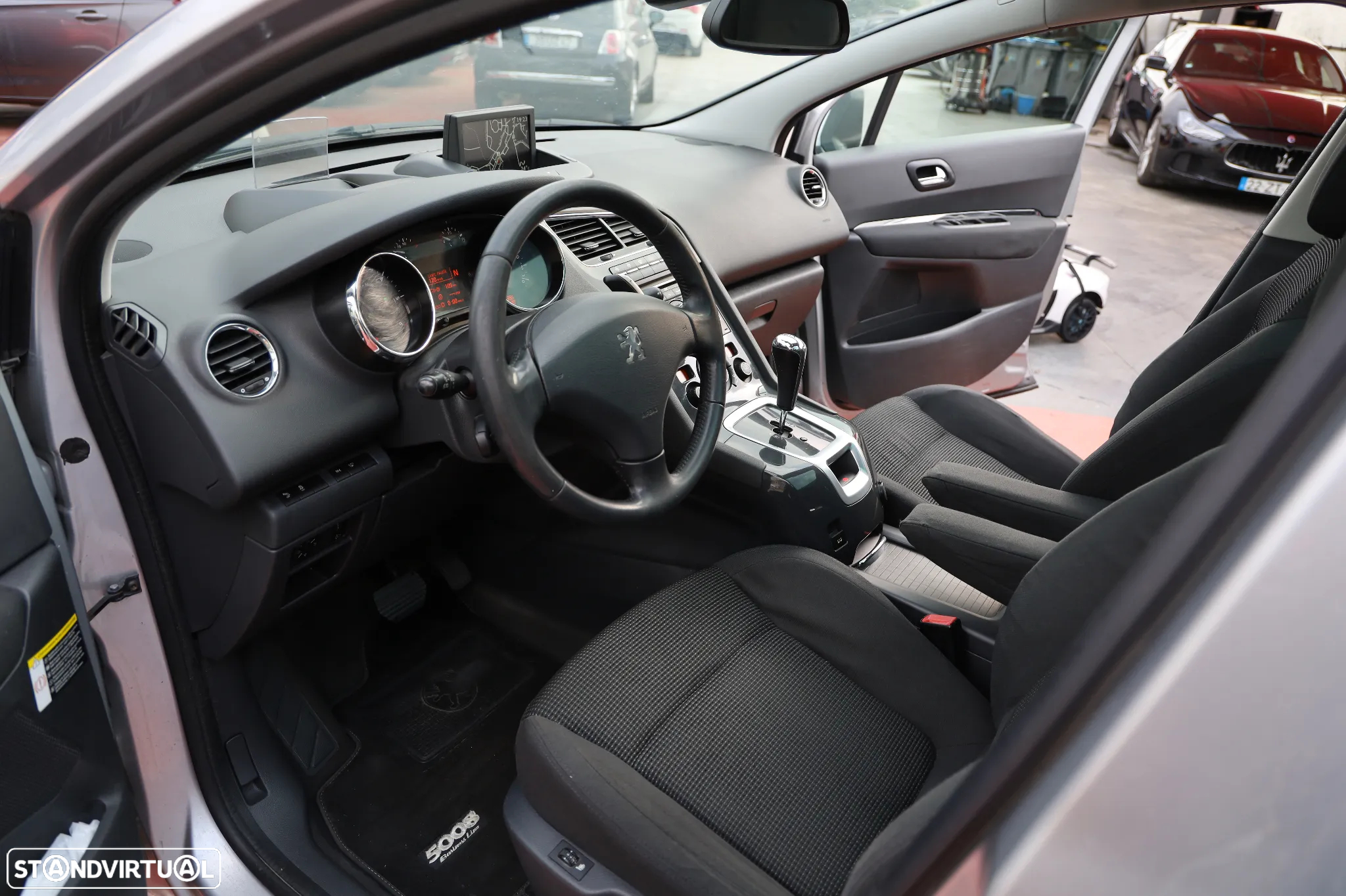 Peugeot 5008 e-HDI 115 ETG6 Stop&Start Active - 19