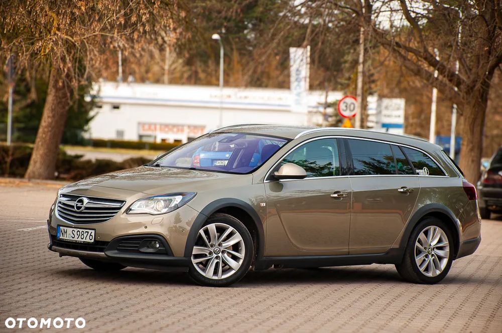 Opel Insignia - 15