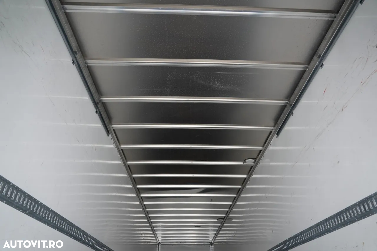Fruehauf CONTAINER / KOFFER / 2 AXE / SAF / 2021 / PODEA FOARTE REZISTENTĂ: ȘINĂ - 17
