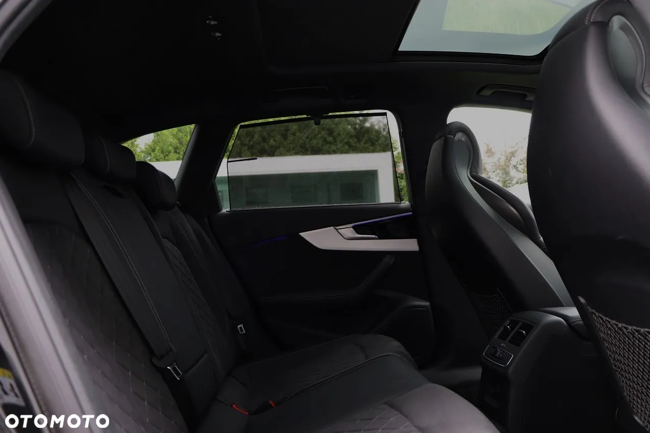 Audi A4 - 24