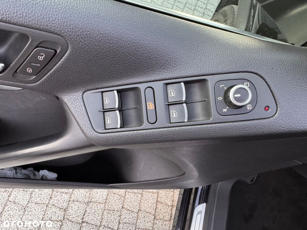 Volkswagen Tiguan 2.0 TDI 4Mot R-Style DSG - 23