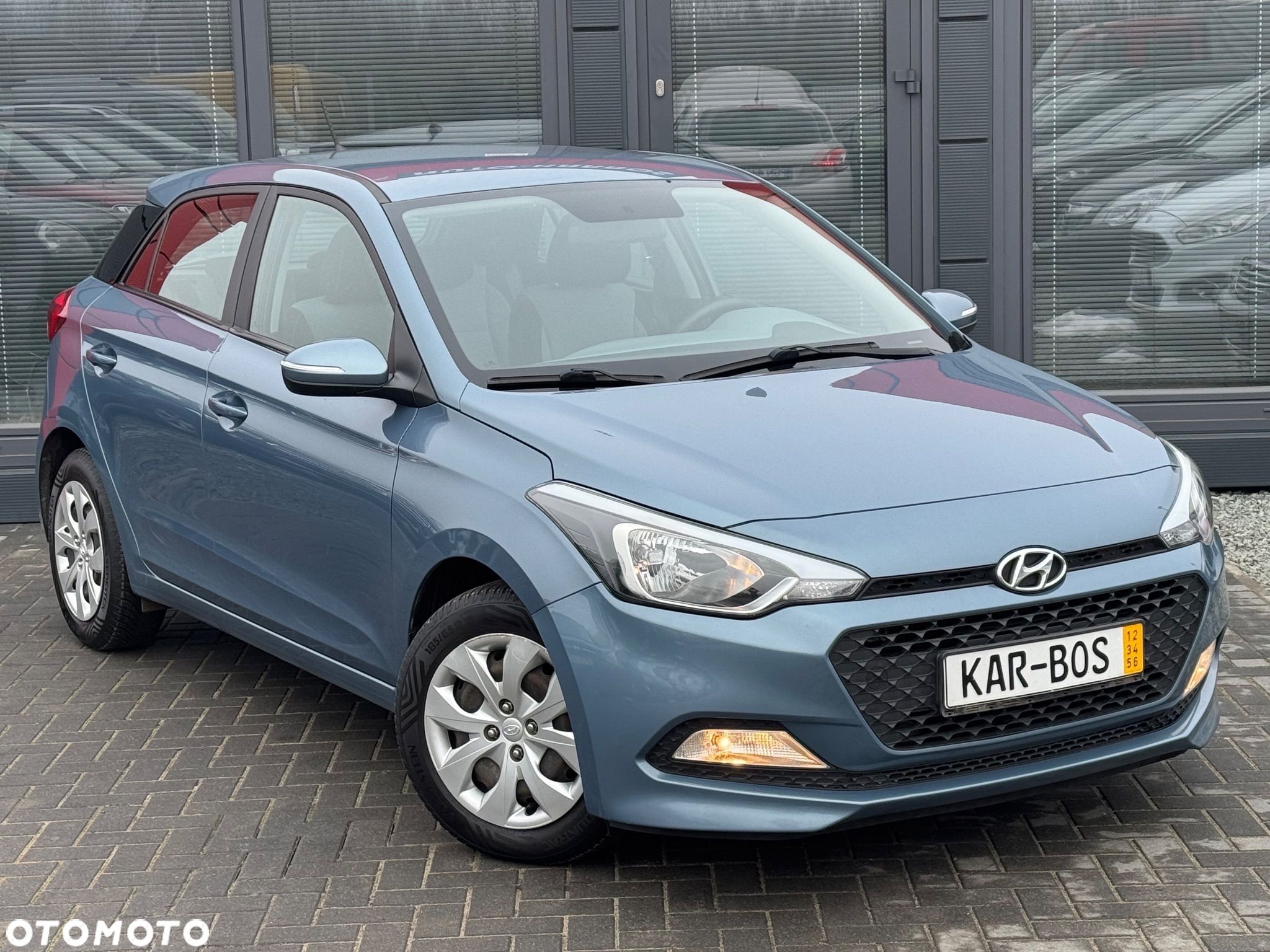Hyundai i20 blue 1.2 Classic - 1
