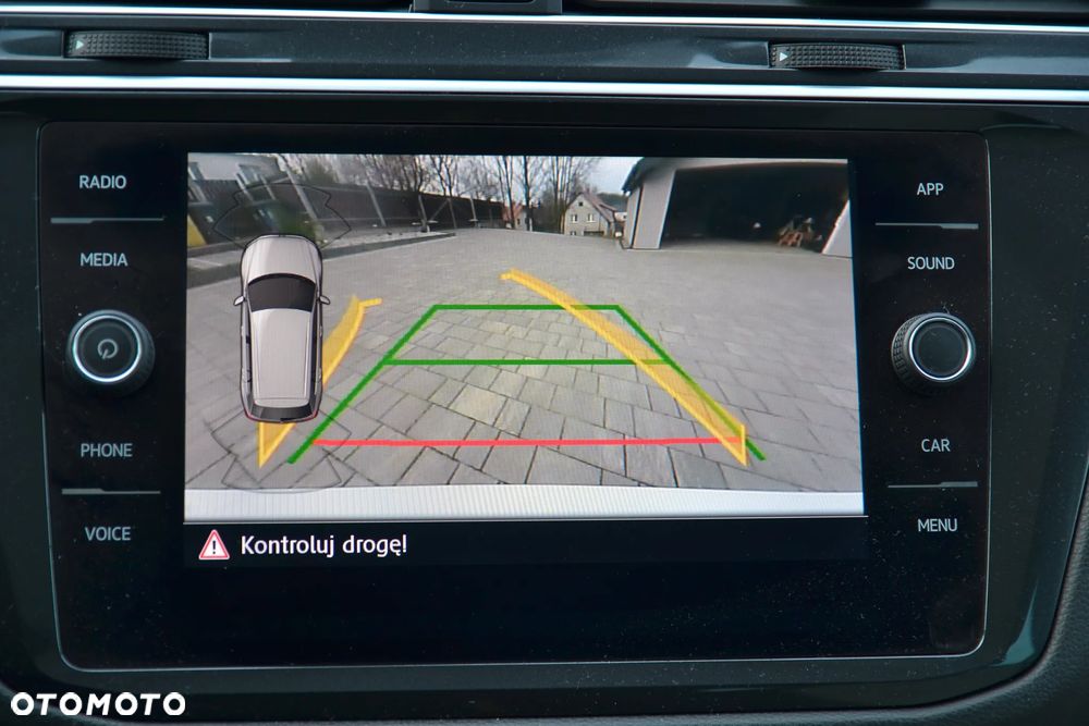 Volkswagen Tiguan 2.0 TDI SCR 4MOTION DSG Highline - 23