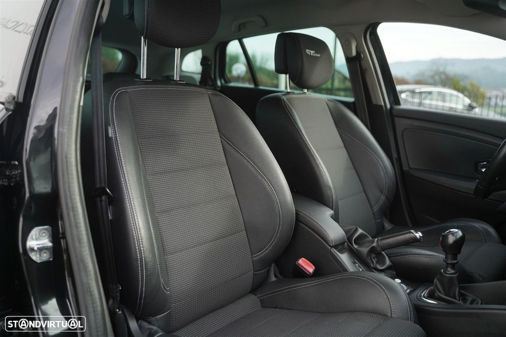 Renault Mégane Sport Tourer 1.5 dCi GT Line SS - 33