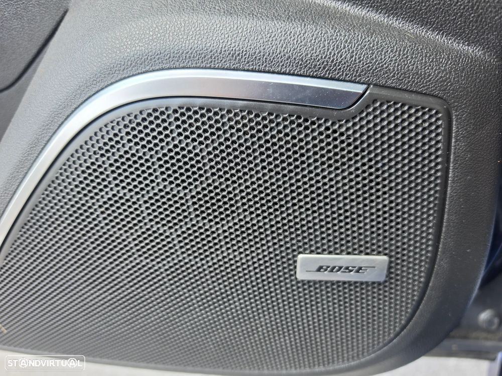 Renault Mégane ENERGY dCi 130 Start & Stop Bose Edition - 17