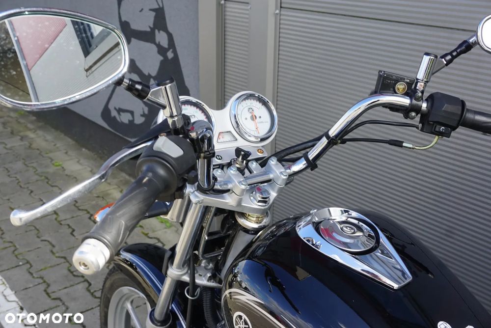 Yamaha YBR - 7