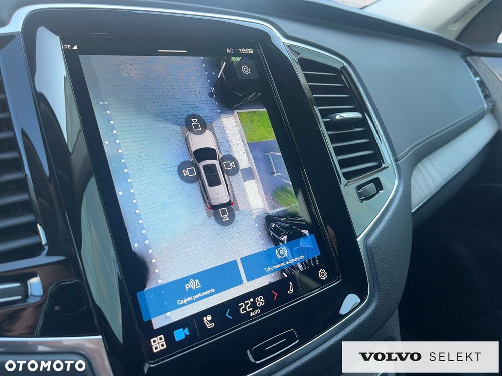 Volvo XC 90 - 23