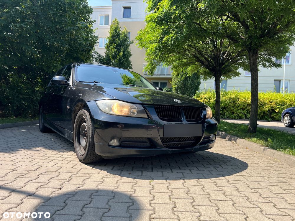 BMW Seria 3 318i - 3