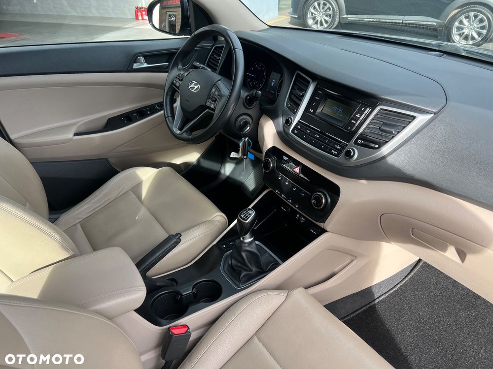 Hyundai Tucson - 25