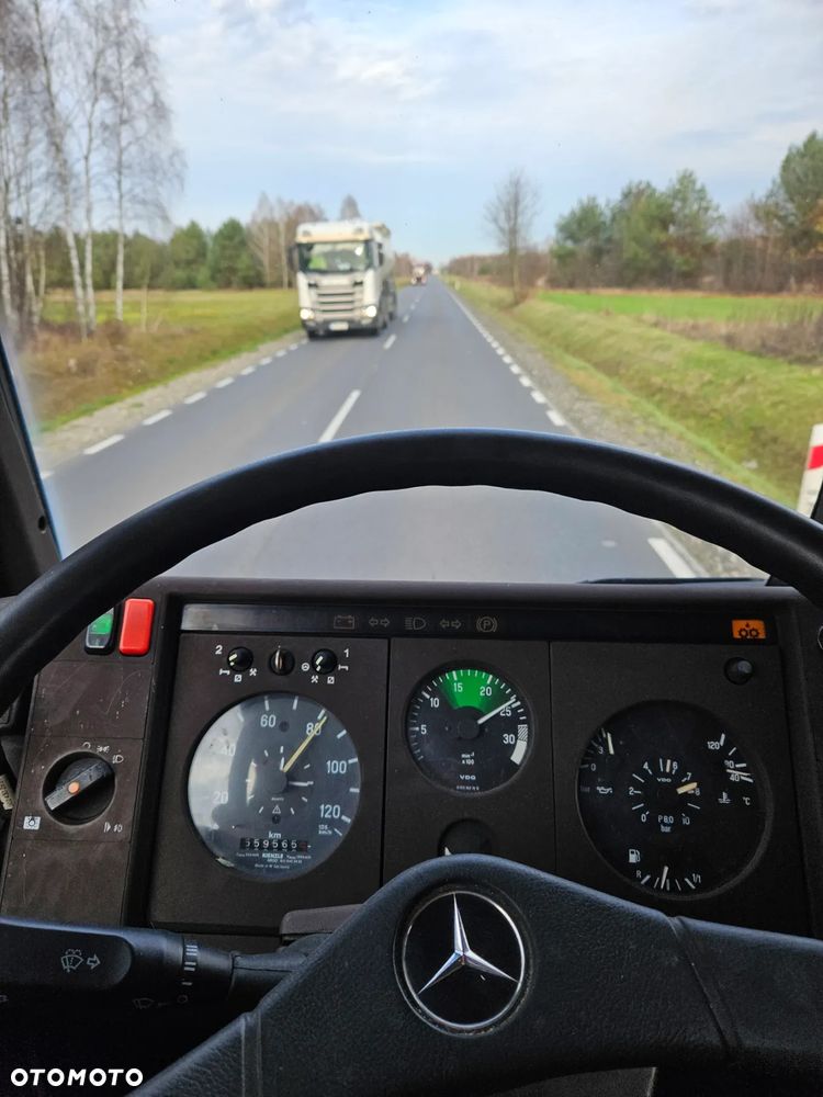 Mercedes-Benz 814D - 13