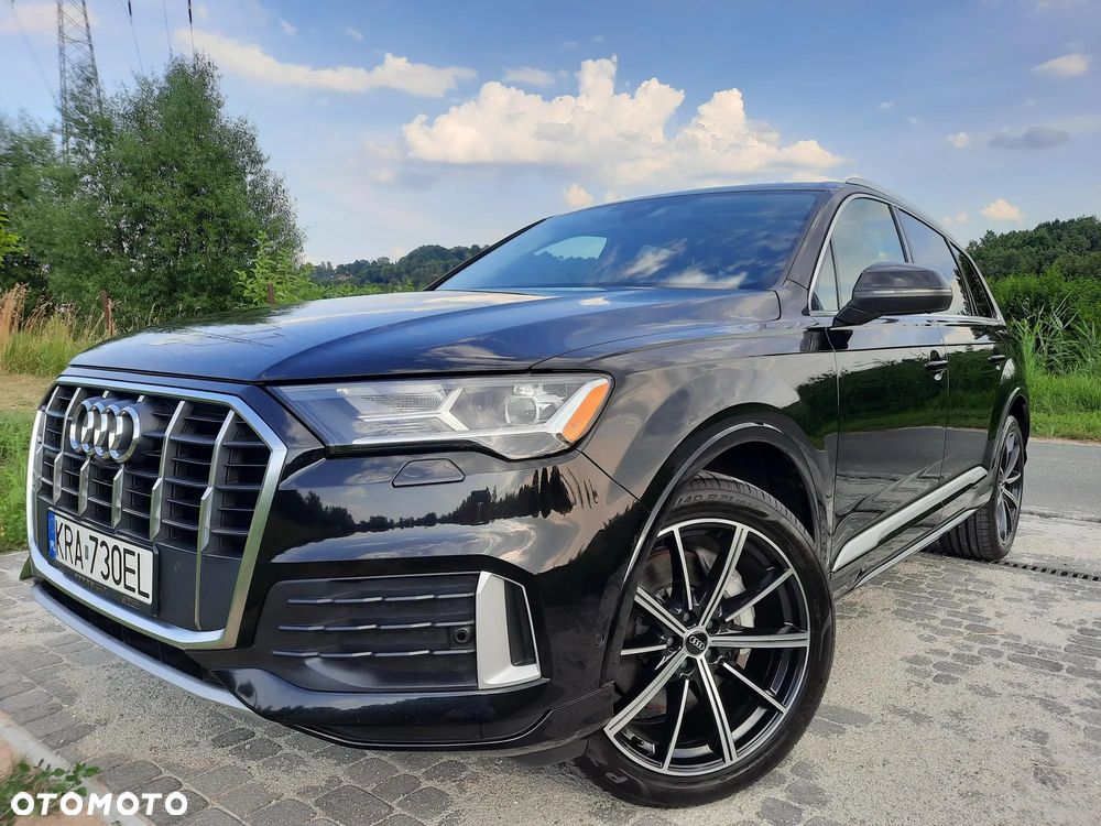 Audi Q7 - 1