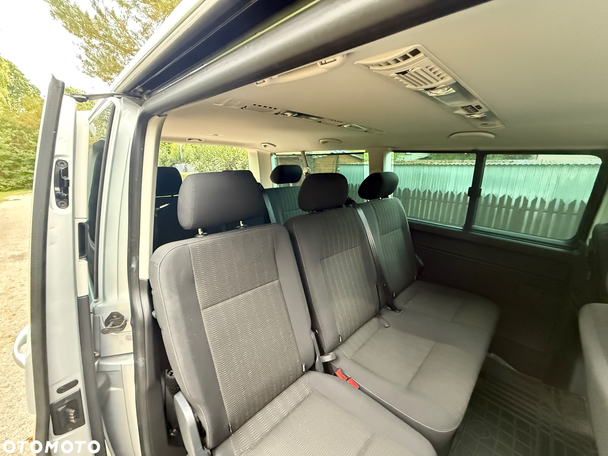 Volkswagen Caravelle 2.0 TDI L2 Highline DSG - 16