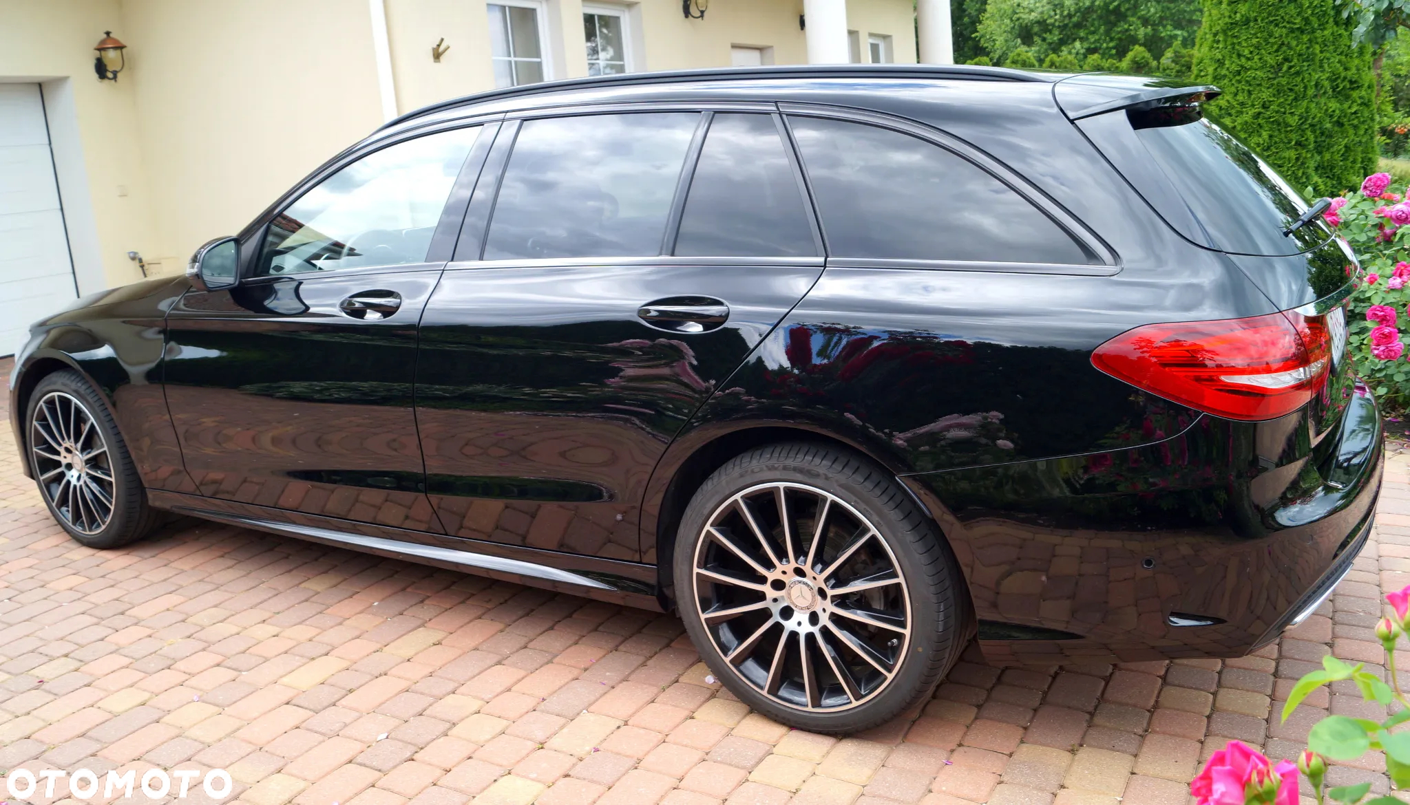 Mercedes-Benz Klasa C 250 d 4Matic T 9G-TRONIC AMG Line - 8
