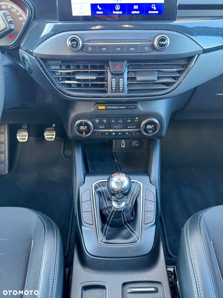 Ford Focus - 20