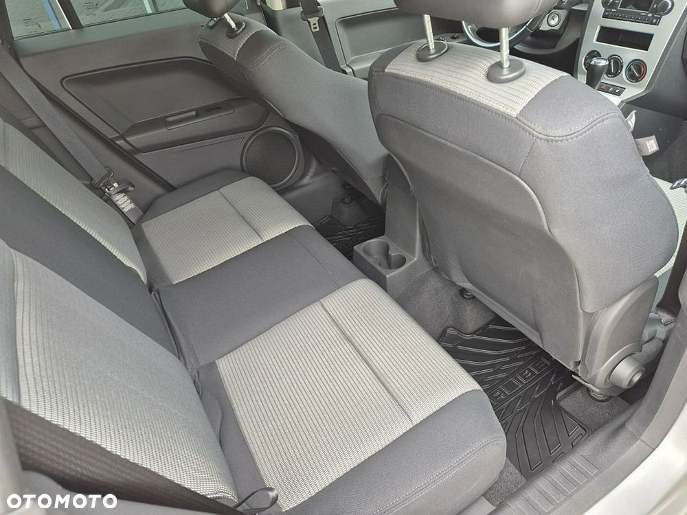 Dodge Caliber 2.0 CVT SXT - 23