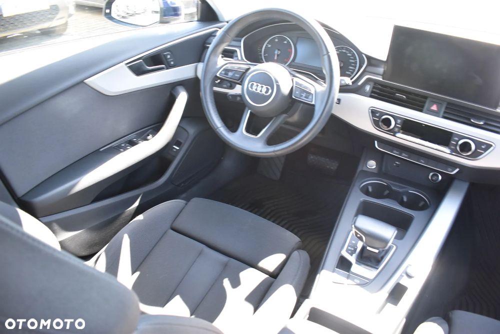 Audi A4 Avant 35 TDI mHEV S tronic - 22