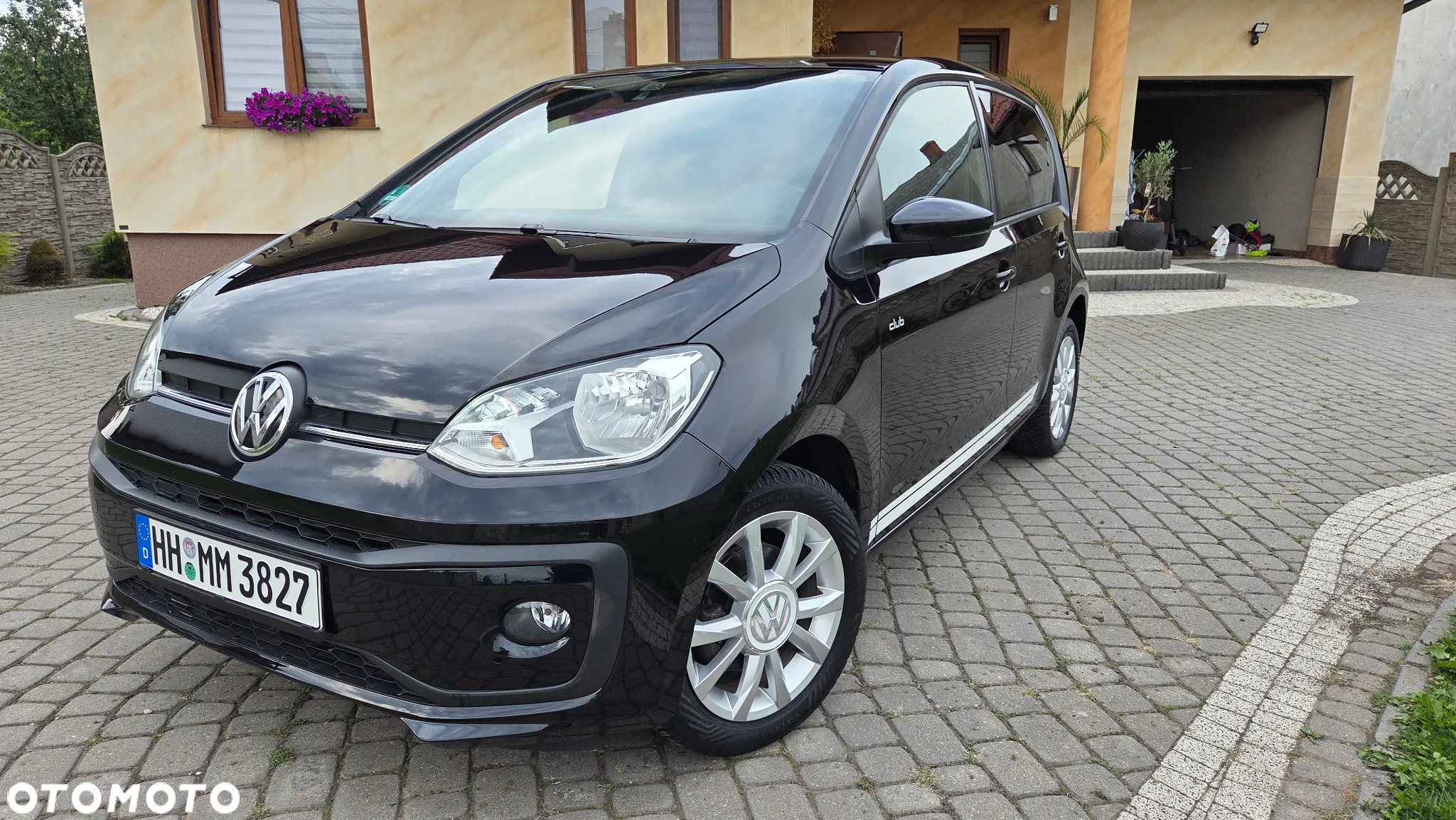 Volkswagen up! - 10