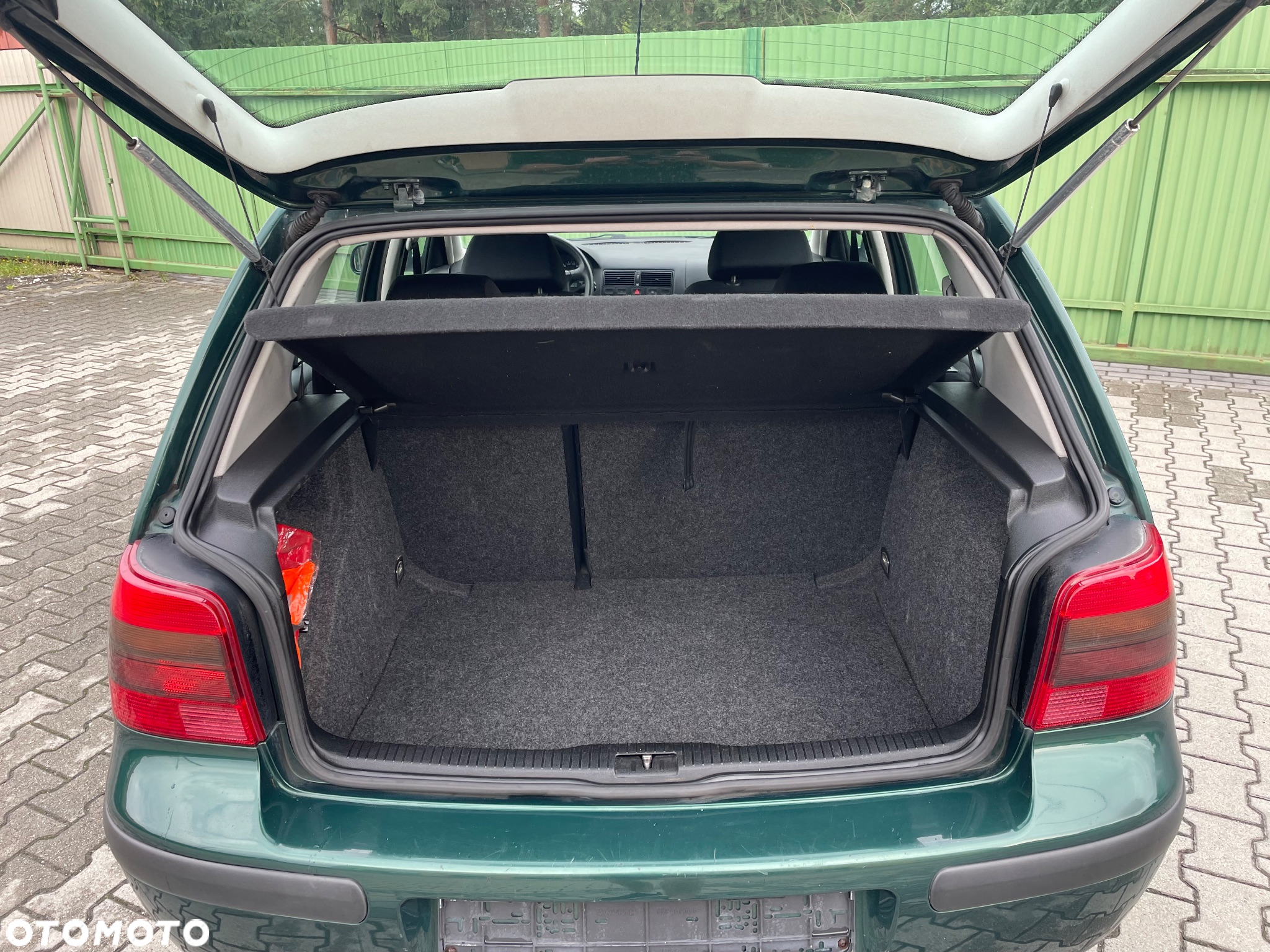Volkswagen Golf - 15