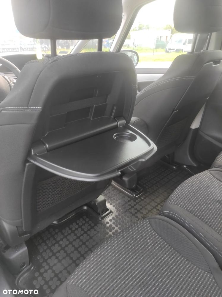 Citroën C4 Picasso 1.6 HDi SX Pack MCP - 23