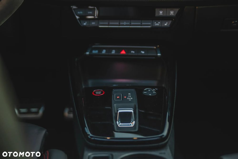 Audi RS3 Limousine TFSI Quattro S tronic - 32