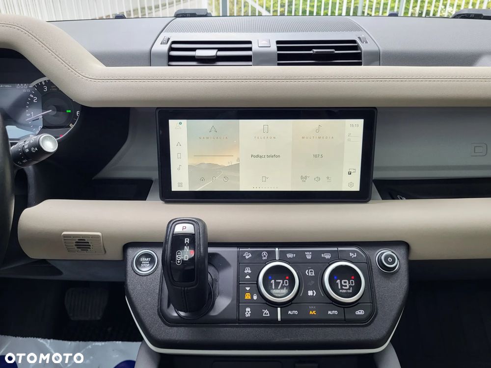 Land Rover Defender 110 2.0 P300 S - 11
