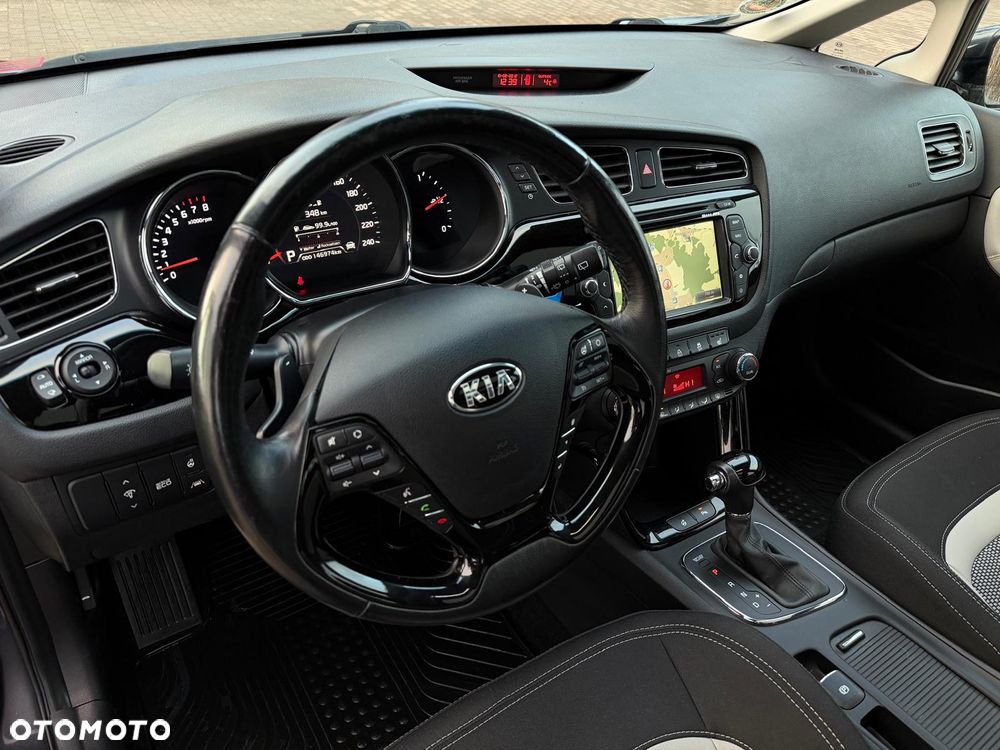 Kia Ceed 1.6 GDI DCT Platinum Edition - 5
