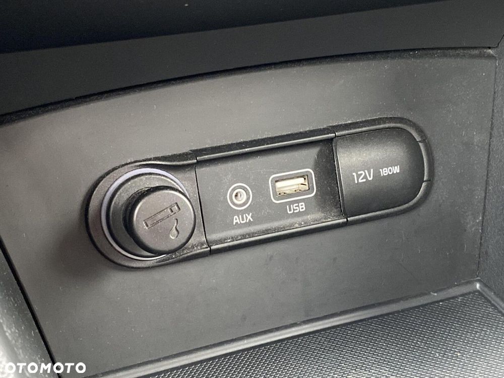 Kia Optima 1.7 CRDI M - 29