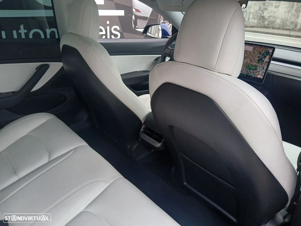 Tesla Model 3 Performance Dual Motor AWD - 18