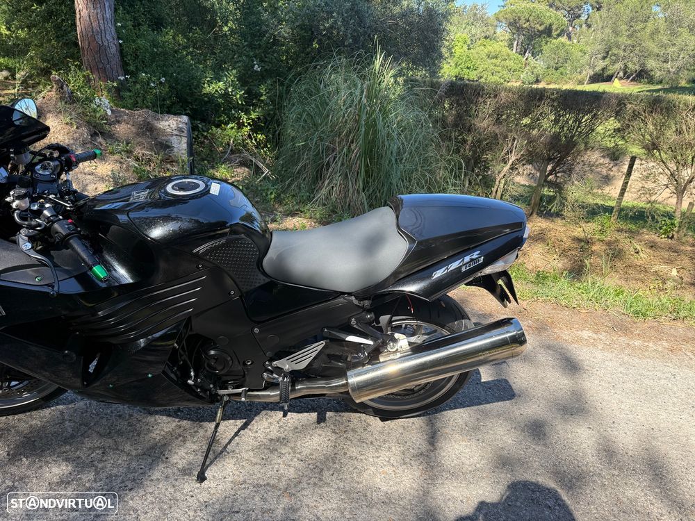Kawasaki ZZR 1400 - 18
