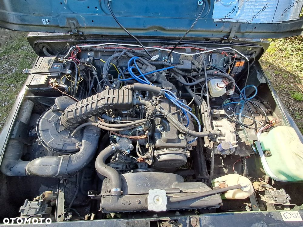 Suzuki Samurai 1.3 JX Canvas Top - 11