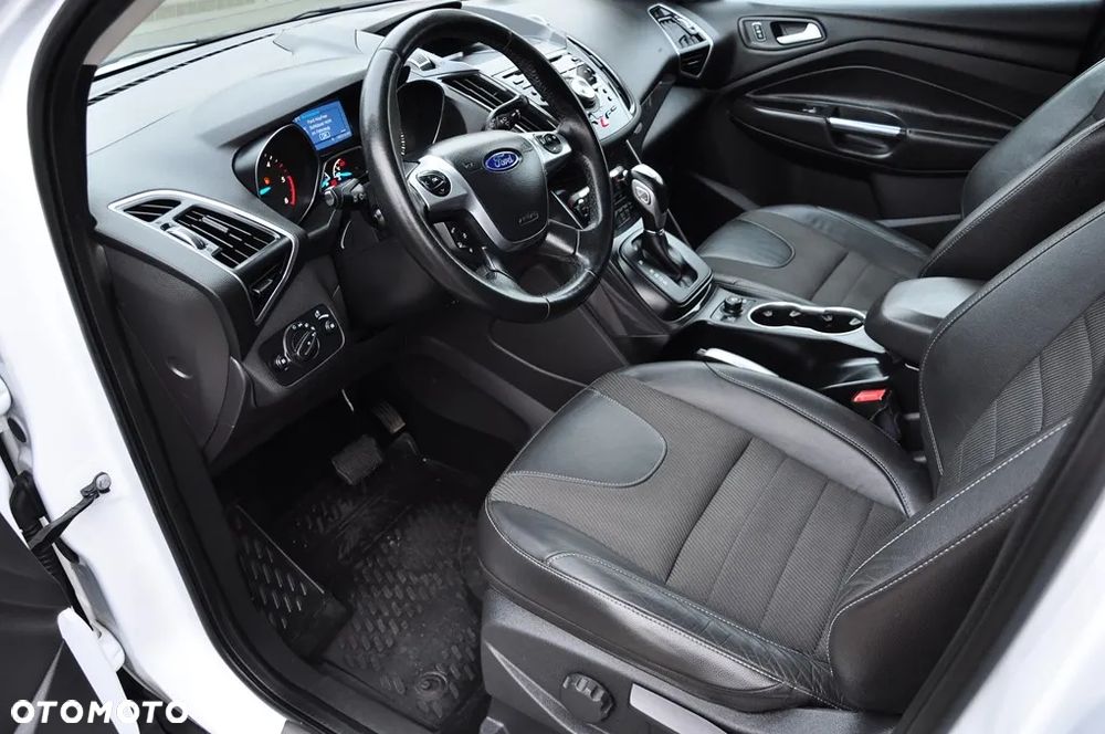 Ford Kuga 2.0 TDCi 4x4 Titanium - 30