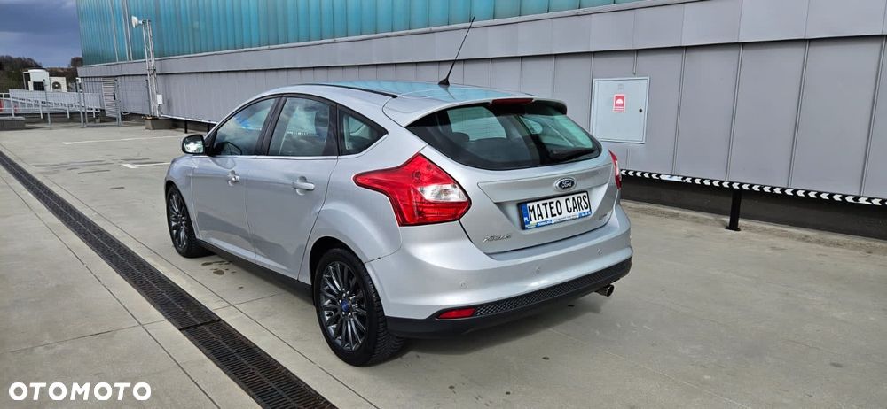 Ford Focus - 12