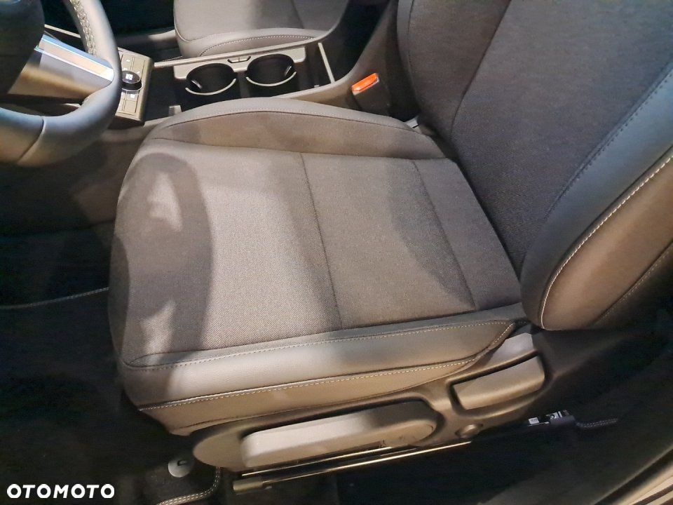Hyundai Kona - 13