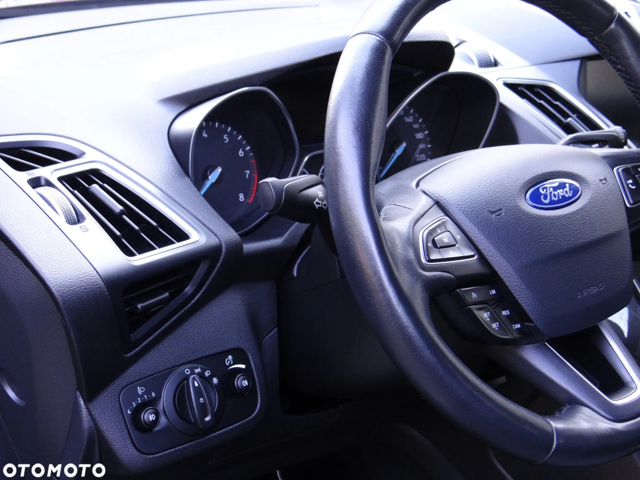 Ford C-MAX 1.0 EcoBoost Titanium ASS - 12