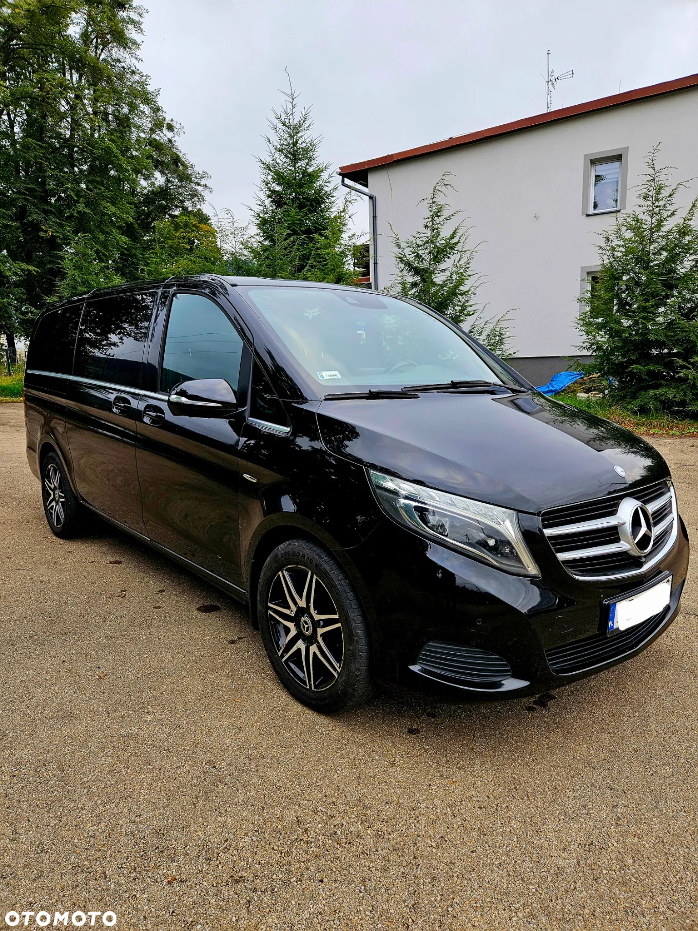 Mercedes-Benz Klasa V 220 CDI Avantgarde 7G-Tronic (d³ugi) - 3