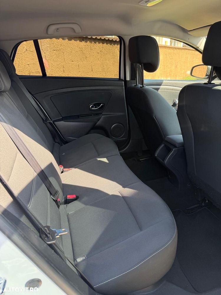 Renault Megane ENERGY dCi 110 Start & Stop Dynamique - 8